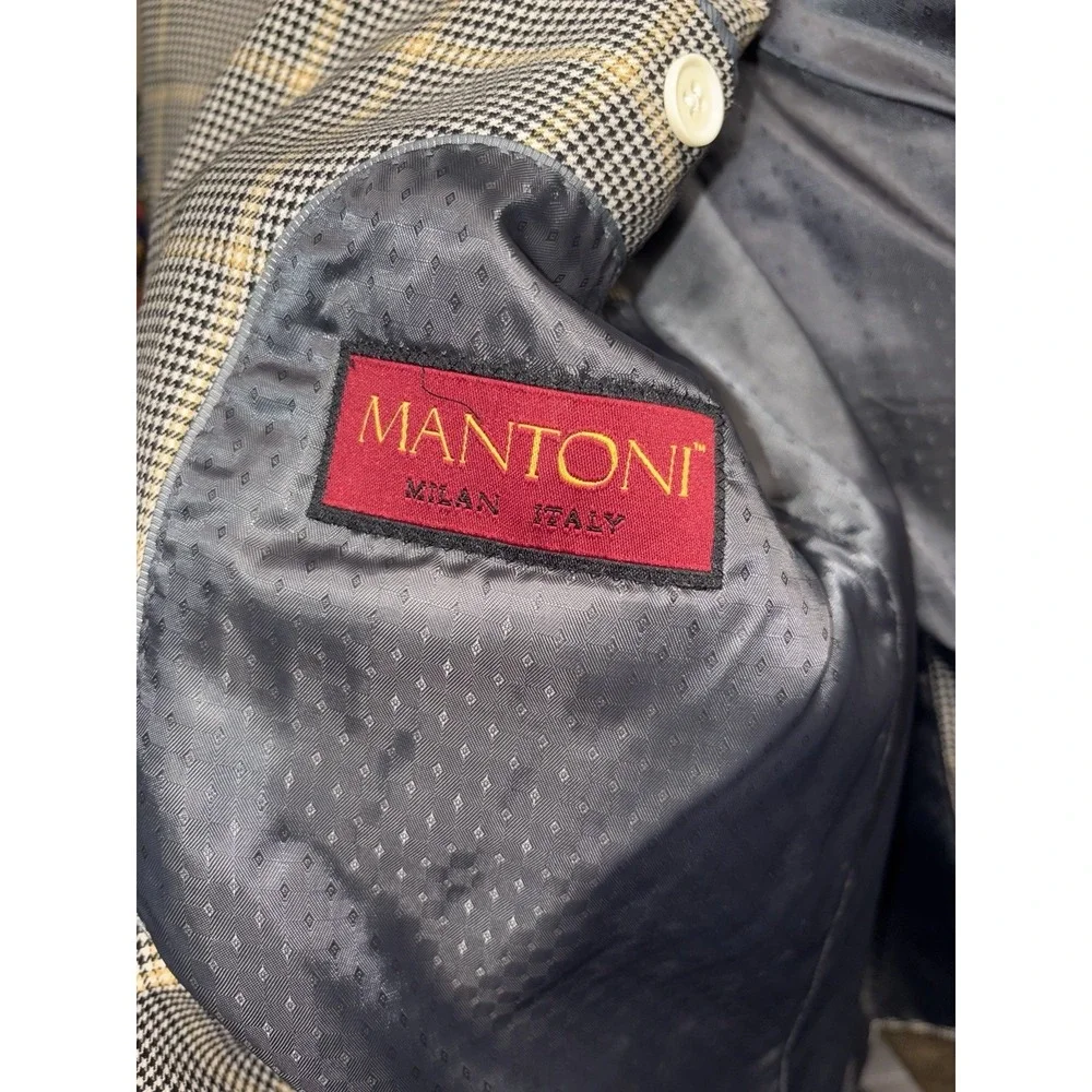 Vintage Mantoni Milan Italy 100% virgin wool 3 button blazer suit coat Men's: 44